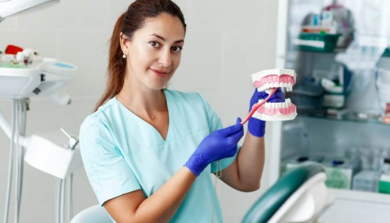 Como-eliminar-el-sarro-de-los-dientes-1